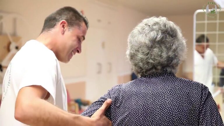 La Versatilidad de los Profesionales Sociosanitarios en el Ámbito Hospitalario